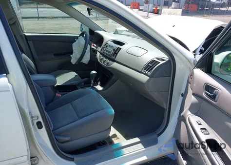 2005 Toyota Camry Le из США, поврежденный, VIN 4T1BE32K55U595417